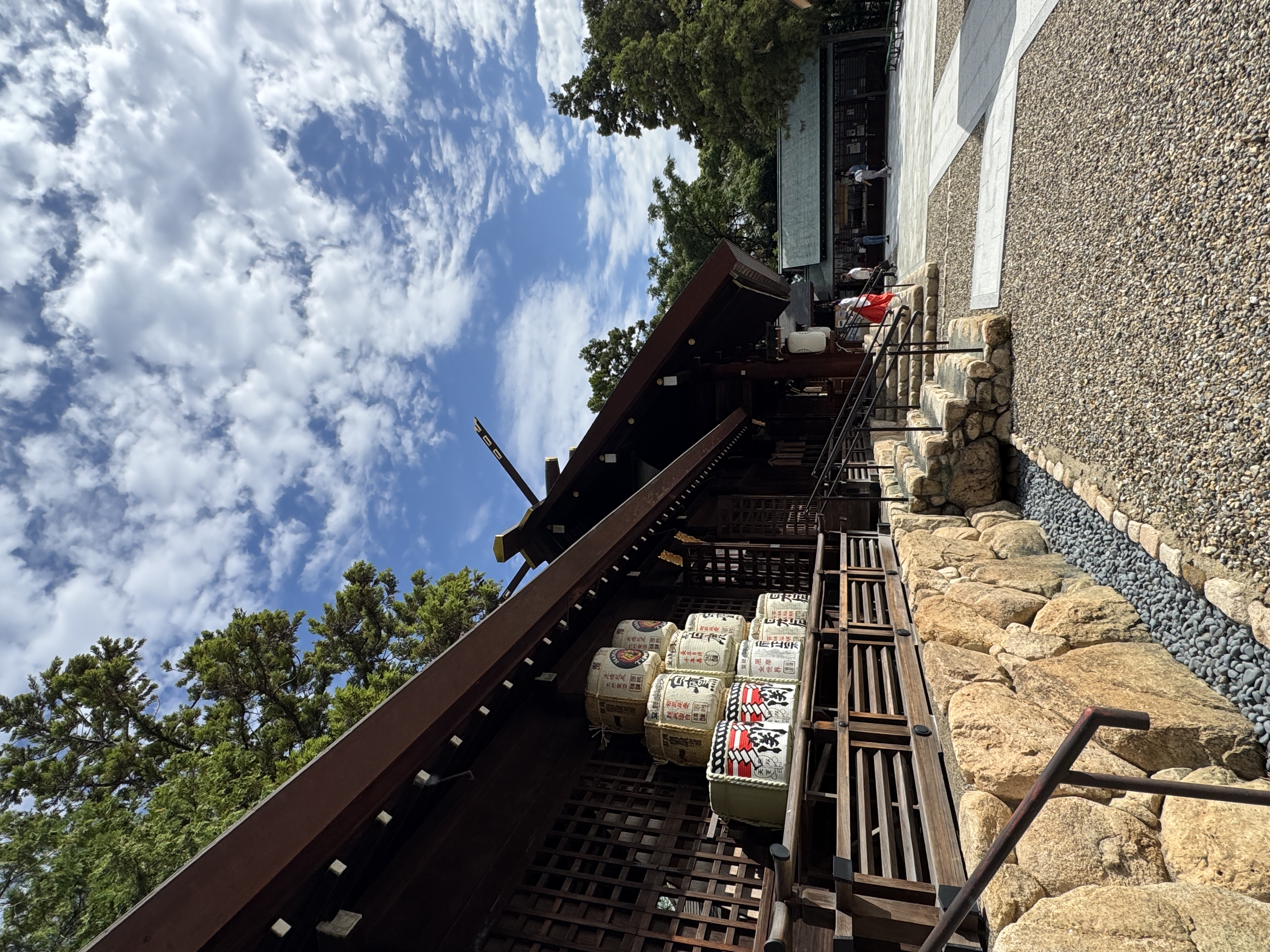 廣田神社 拝殿正面と石段